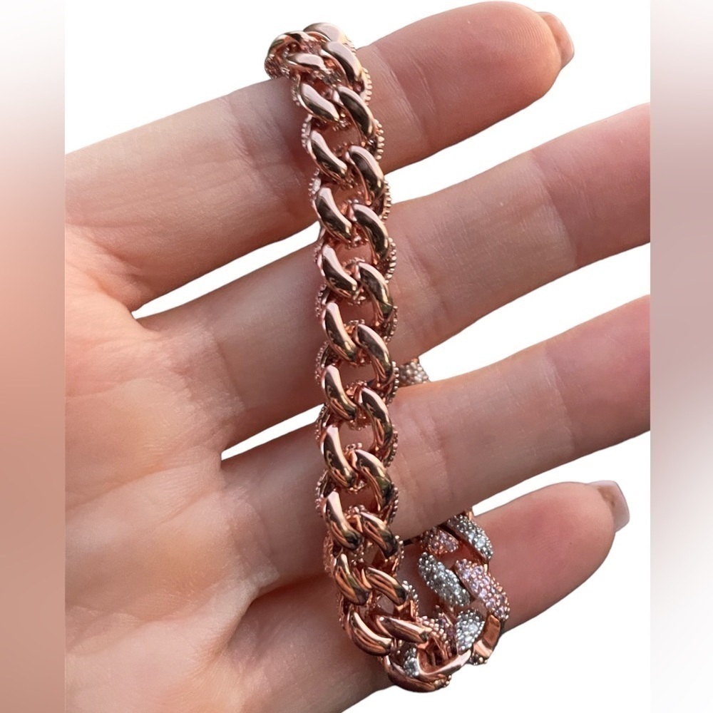 NWOT Two-Toned iced Cuban bracelet 8.5mm 7” - Picture 6 of 6